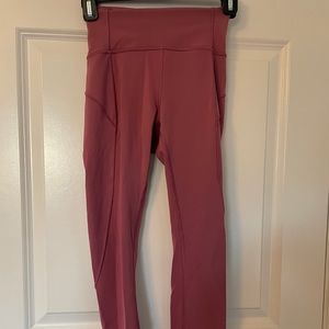 Lululemon Fast and Free Tight 25" in Plumful